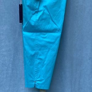 Khakis & Co Capri Pants